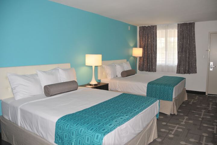 Room 9 of 29