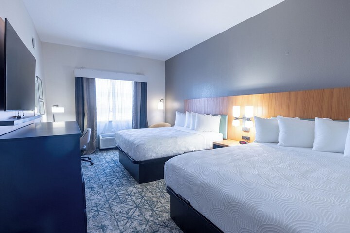 Country Inn & Suites by Radisson St. Petersburg - Clearwater, FL