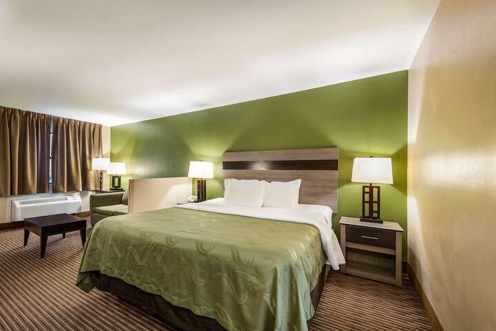 Room 14 of 39