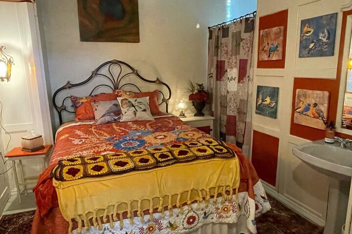 Room 34 of 49
