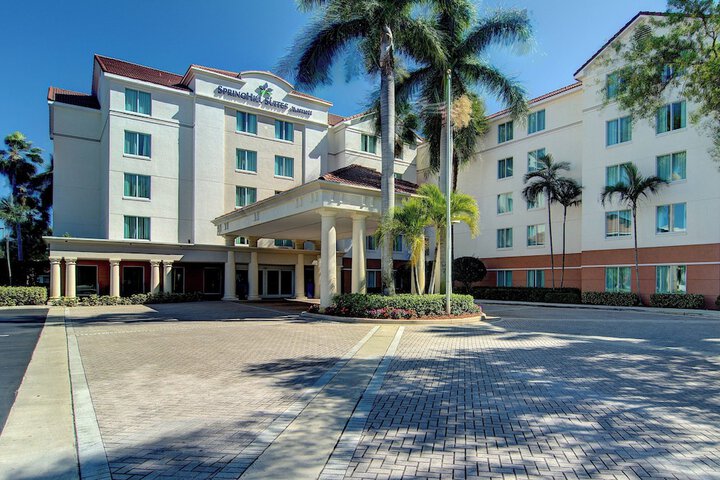 Hotel 3 of 36