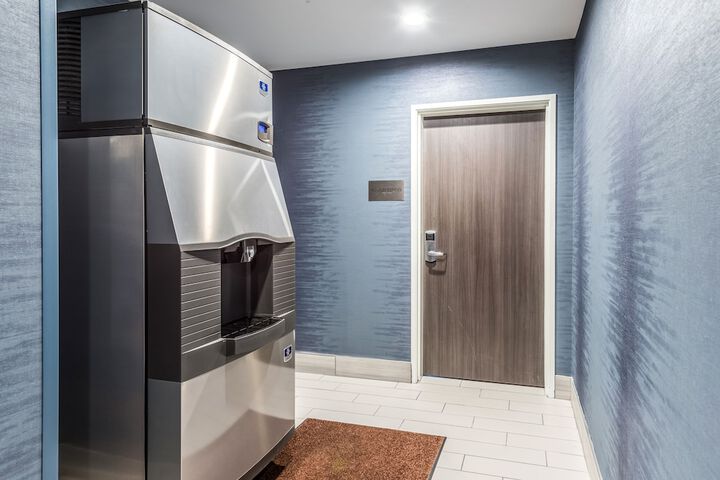Fairfield Inn & Suites by Marriott St. Joseph Stevensville
