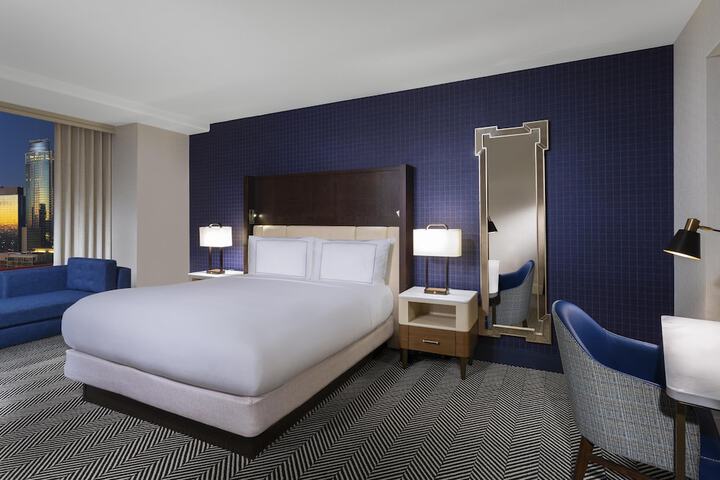 Hilton Austin
