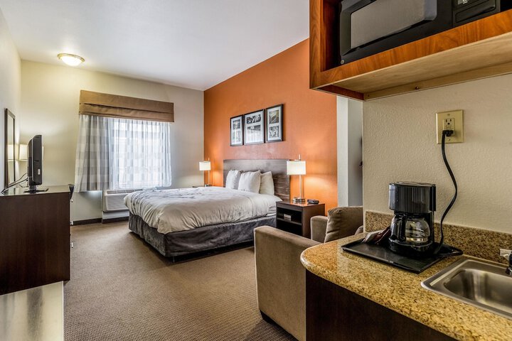 Sleep Inn & Suites Stafford - Sugarland