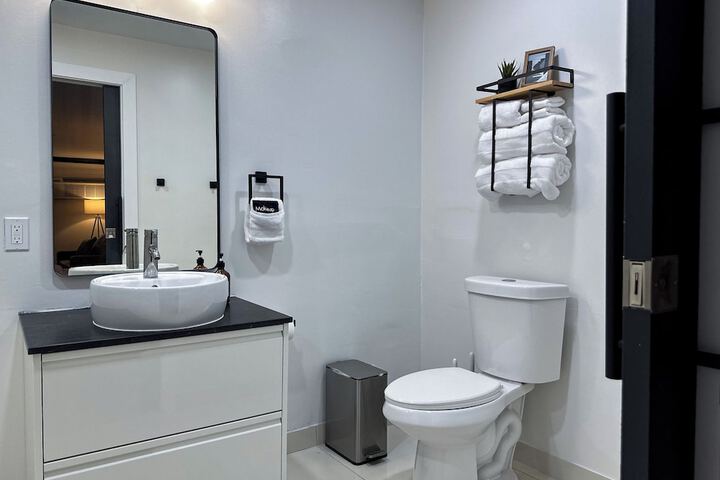 DTW Suites