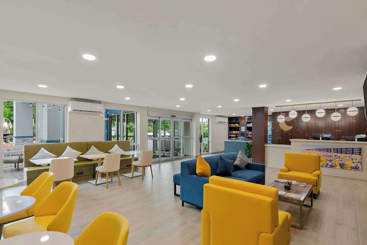 Hotel Interior 13 of 41