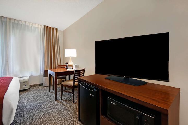 Room 27 of 50
