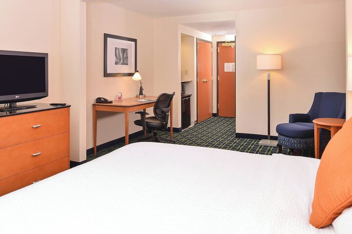 Room 22 of 42