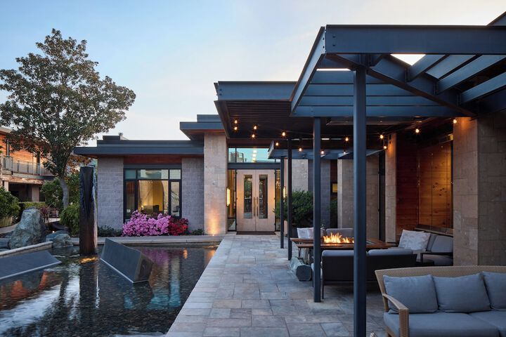 Sundeck 117 of 126