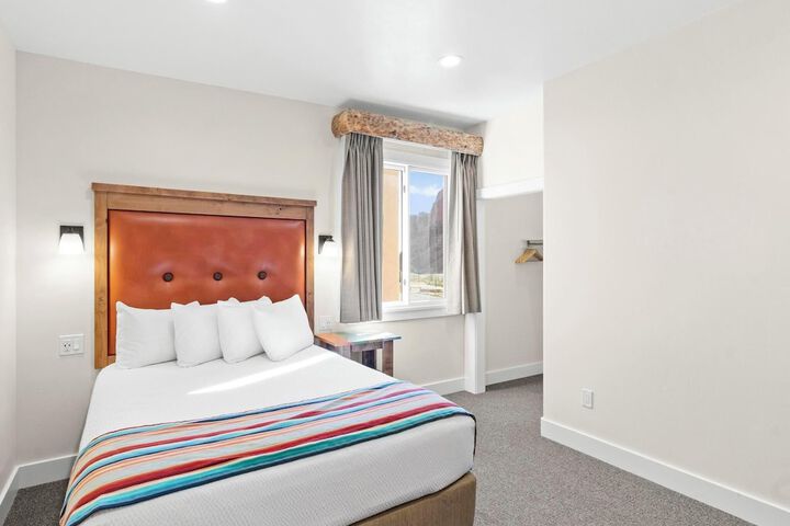 Bluff Dwellings Resort