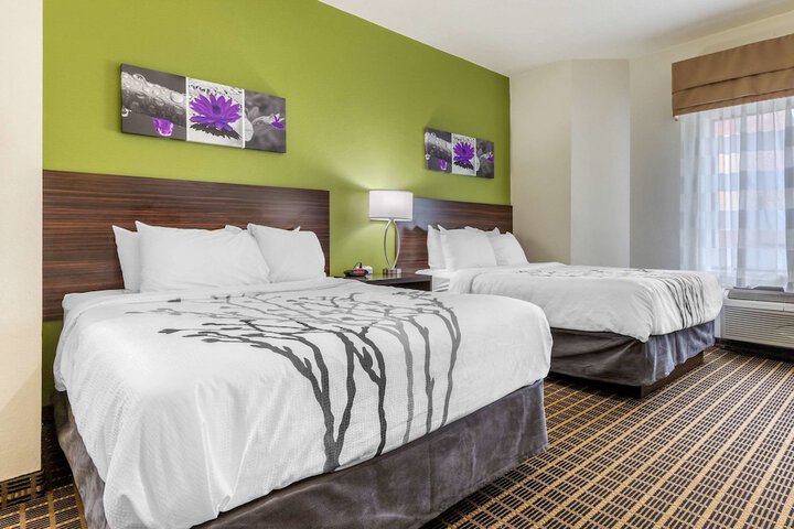 Room 14 of 31