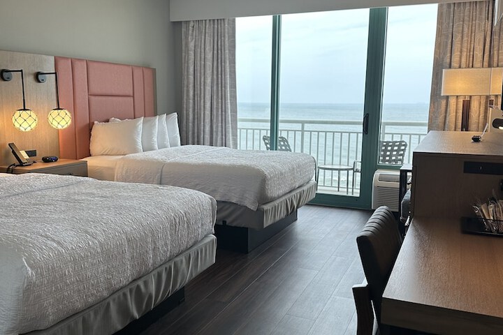 Room 81 of 104