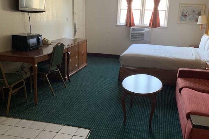 Room 22 of 25
