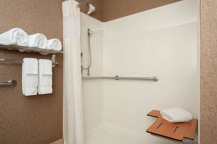 Room 30 of 44