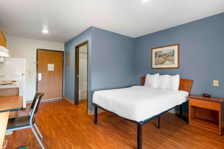 Room 16 of 24