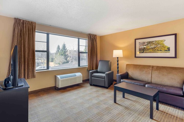 Extended Stay America Suites - Chicago - Vernon Hills - Lake Forest