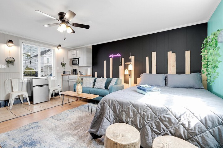 Room 28 of 39