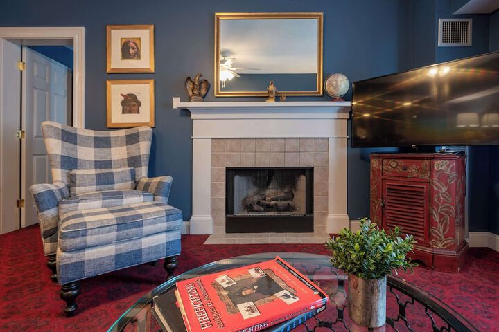 The Kendall Hotel at the Engine 7 Firehouse