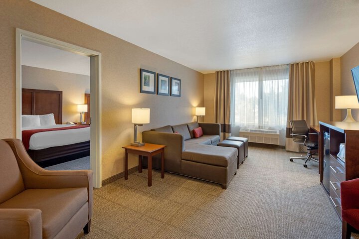 Room 35 of 41