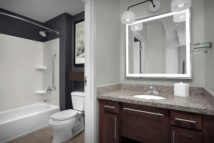 Residence Inn Portland Downtown / Waterfront