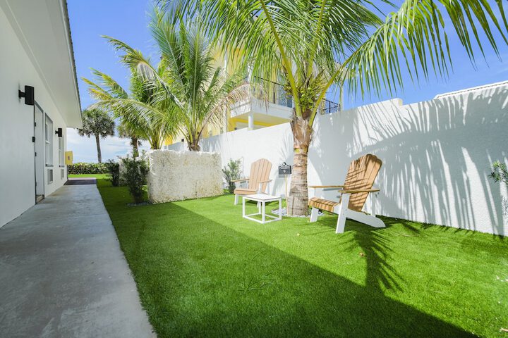 Casey Key Resorts - Beachfront