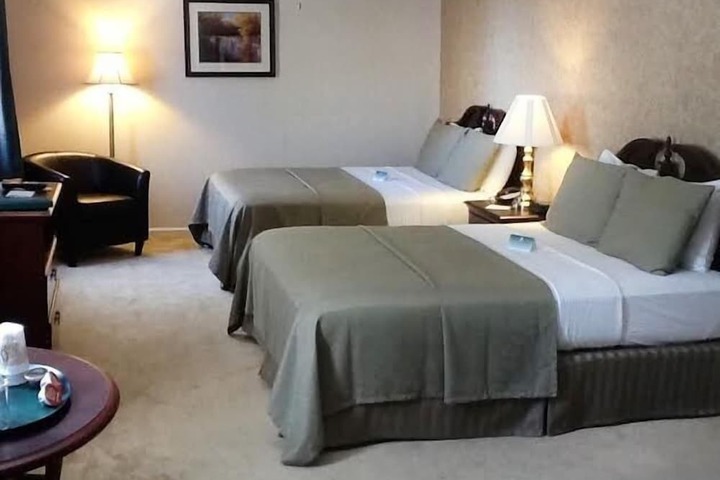 Room 6 of 39