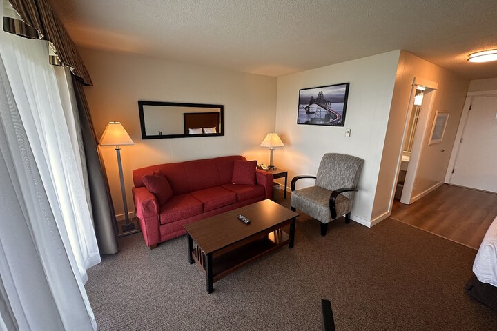 Room 80 of 181