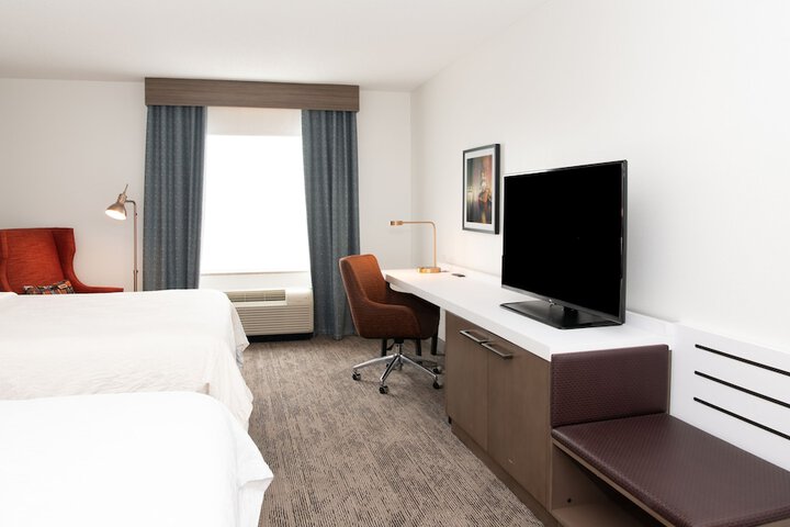 Room 33 of 54