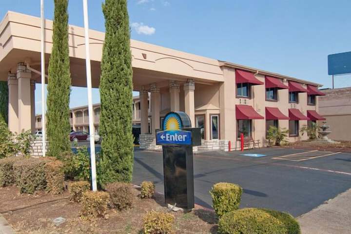Hotel 5 of 48