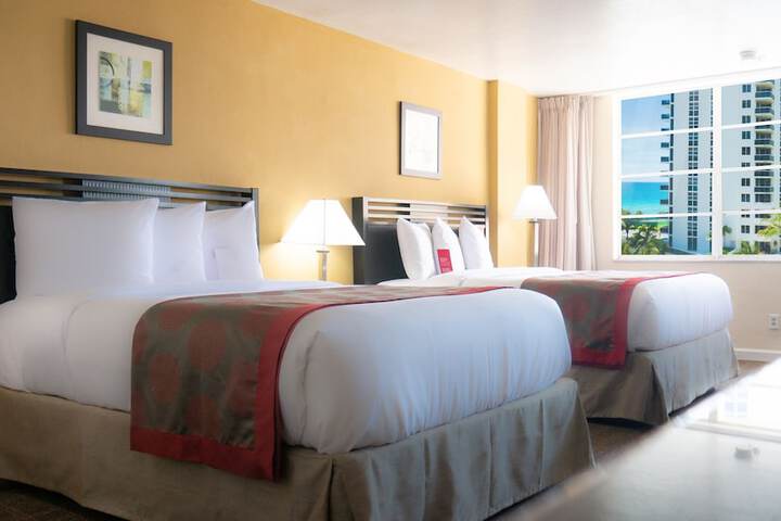 Room 32 of 161
