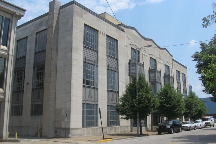 DoubleTree by Hilton Evansville