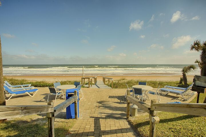 Coral Sands Inn
