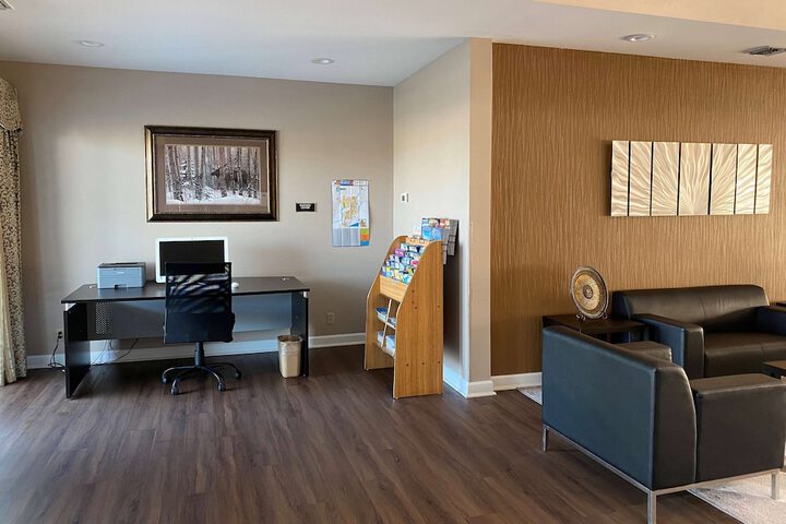 AmericInn by Wyndham Fort Atkinson