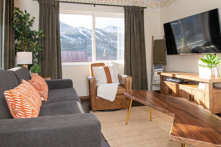 Gull Lake Lodge