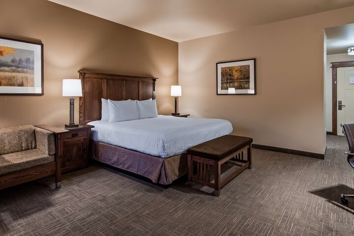 Room 17 of 40