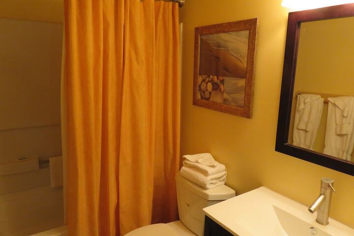 Room 34 of 42