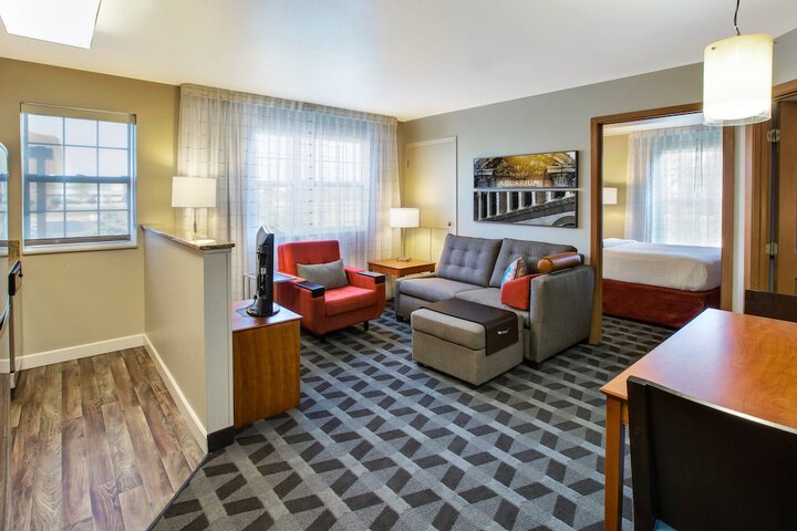 TownePlace Suites Detroit Sterling Heights