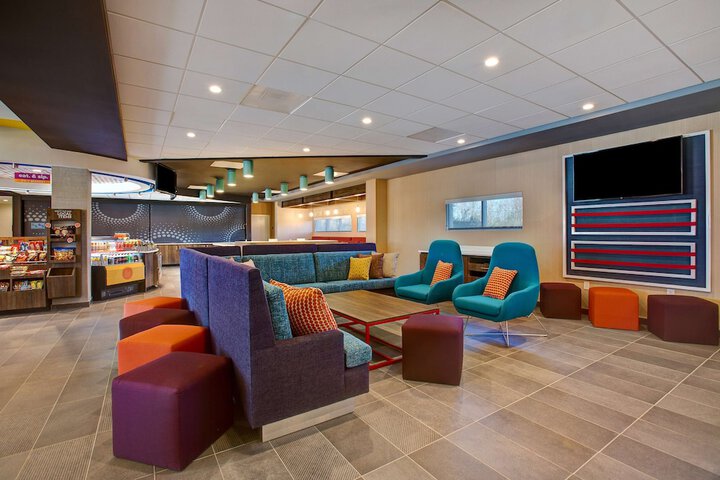 Hotel Interior 19 of 44