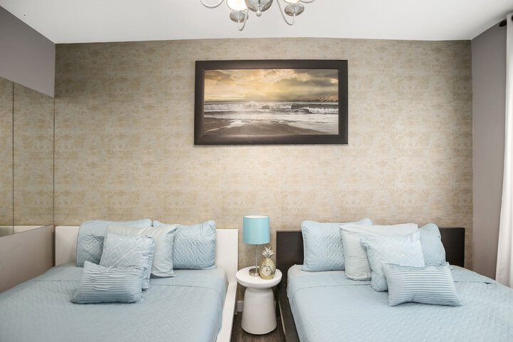 Room 33 of 45