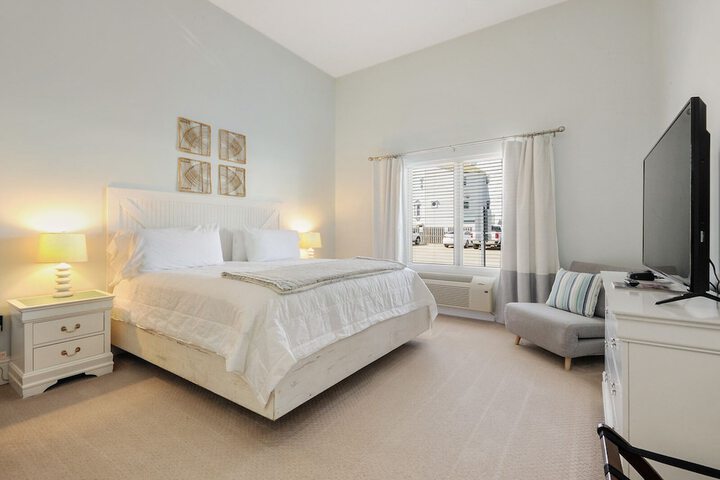 Room 14 of 21