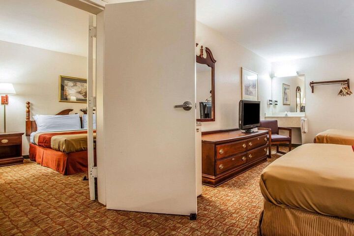 Room 14 of 31