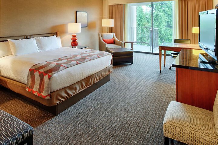 DoubleTree by Hilton Seattle Airport