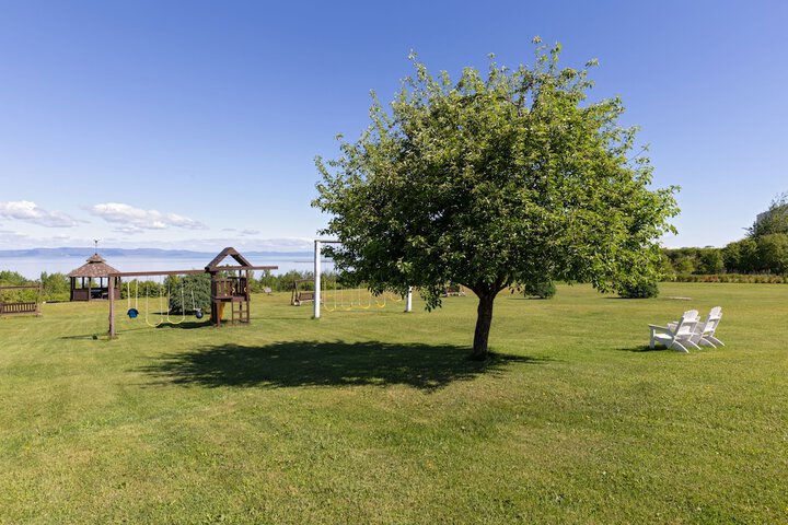 Property Grounds 53 of 53