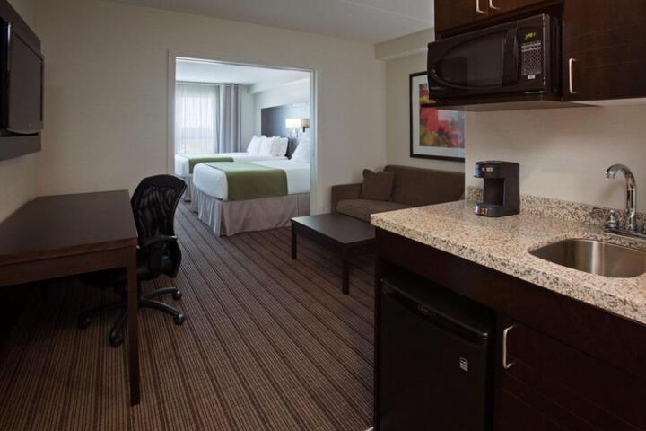 Holiday Inn Express & Suites New Liskeard by IHG