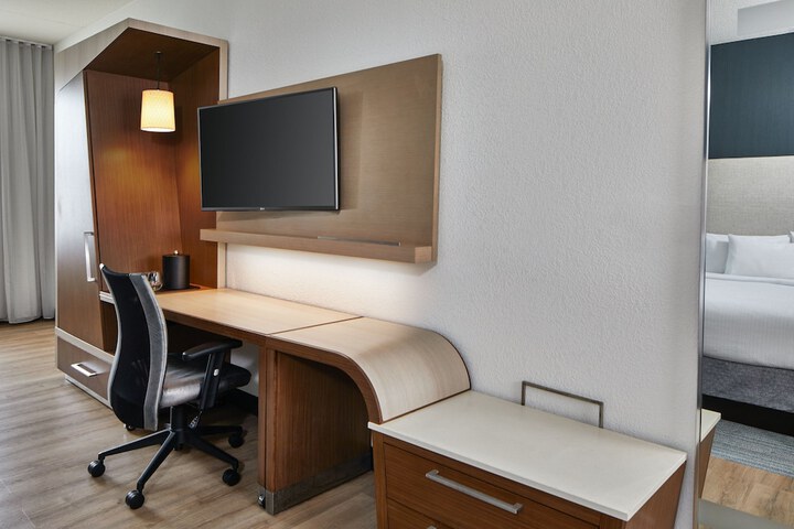 Room 60 of 88