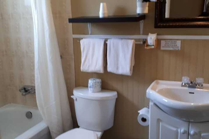 Room 40 of 62