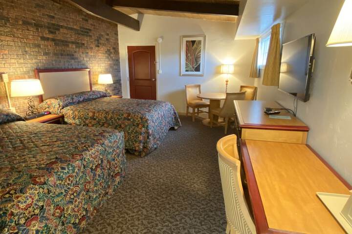Room 40 of 53