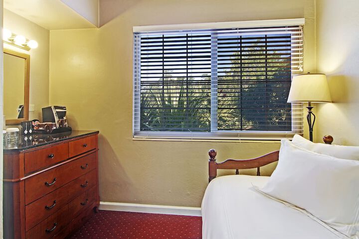 Room 55 of 71