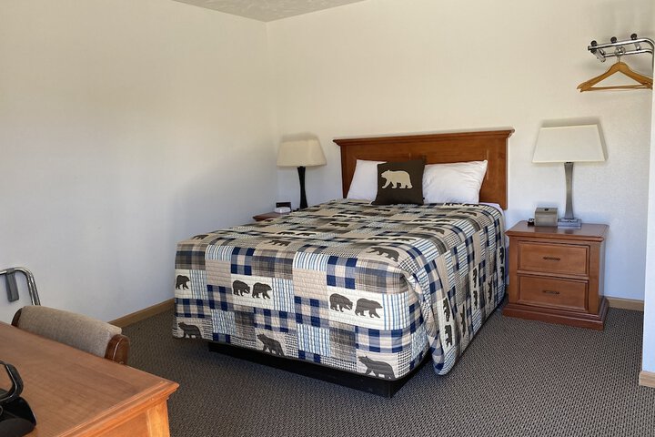 Room 28 of 41