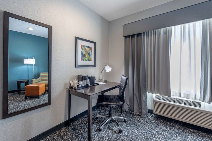 Room 22 of 35